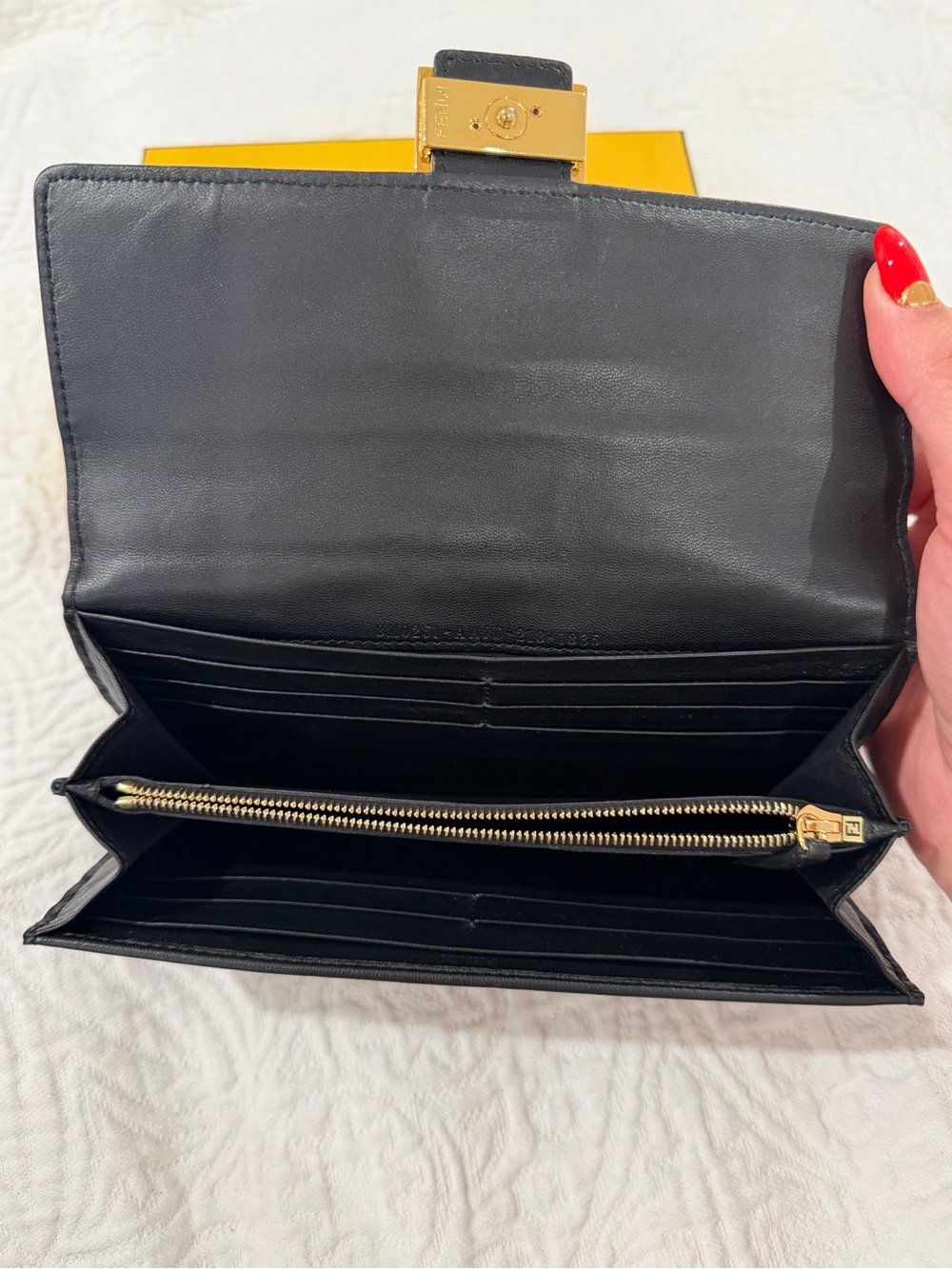 Fendi Baguette Continental Wallet - Picture 4 of 12